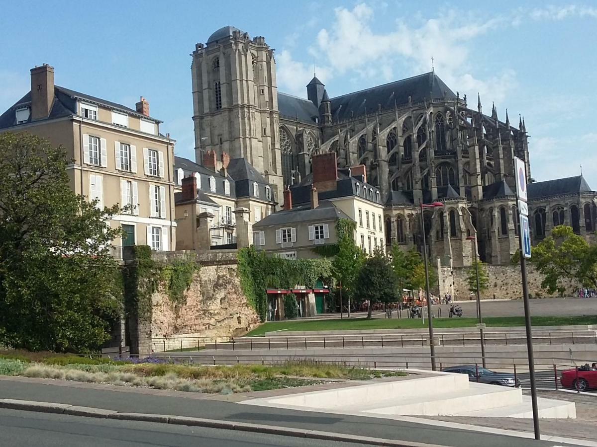 Les Tulipiers, Parking Securise, Lit Queen-Size, Le Port Du Mans Le Mans Eksteriør billede